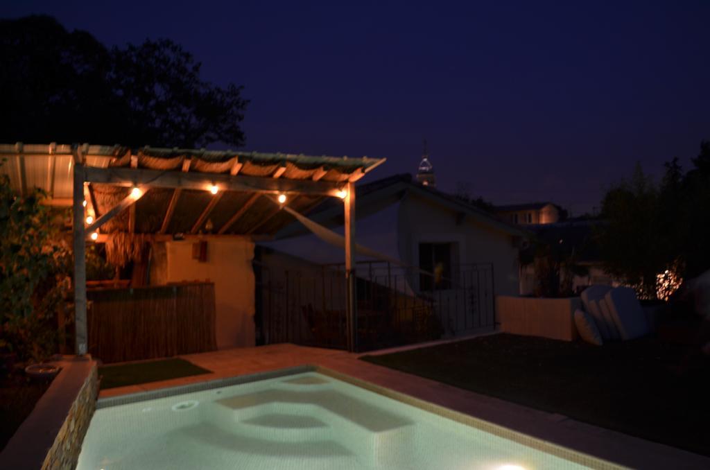 Bed and Breakfast Les Terrasses De Castelnau Esterno foto