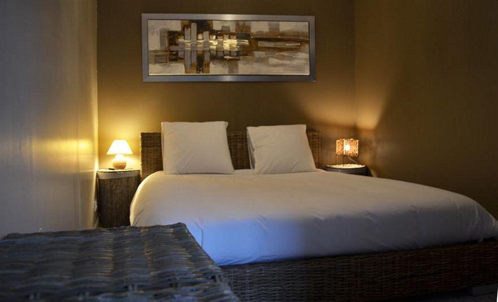 Bed and Breakfast Les Terrasses De Castelnau Esterno foto