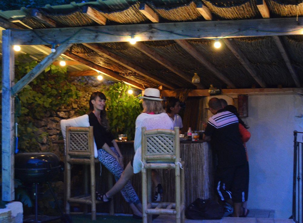 Bed and Breakfast Les Terrasses De Castelnau Esterno foto