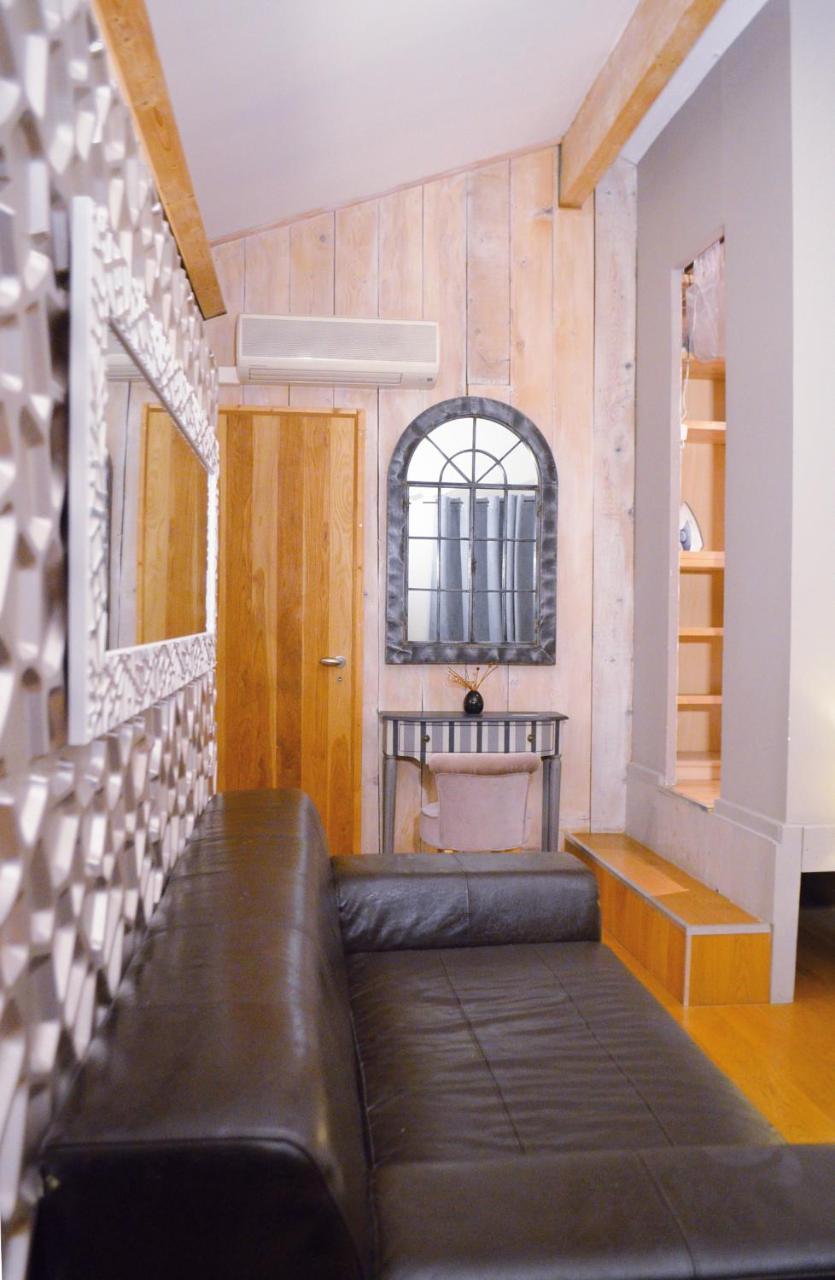 Bed and Breakfast Les Terrasses De Castelnau Esterno foto
